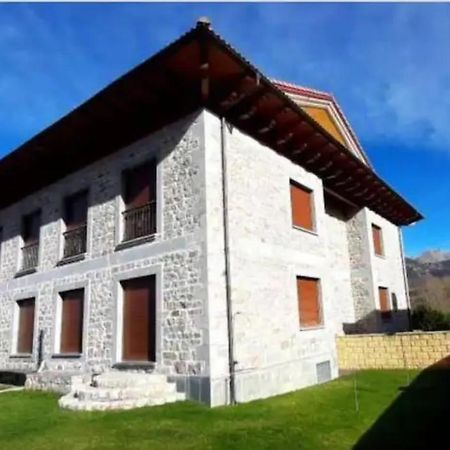 Montes De Lillo --Vut Le 625 Puebla de Lillo Exterior foto